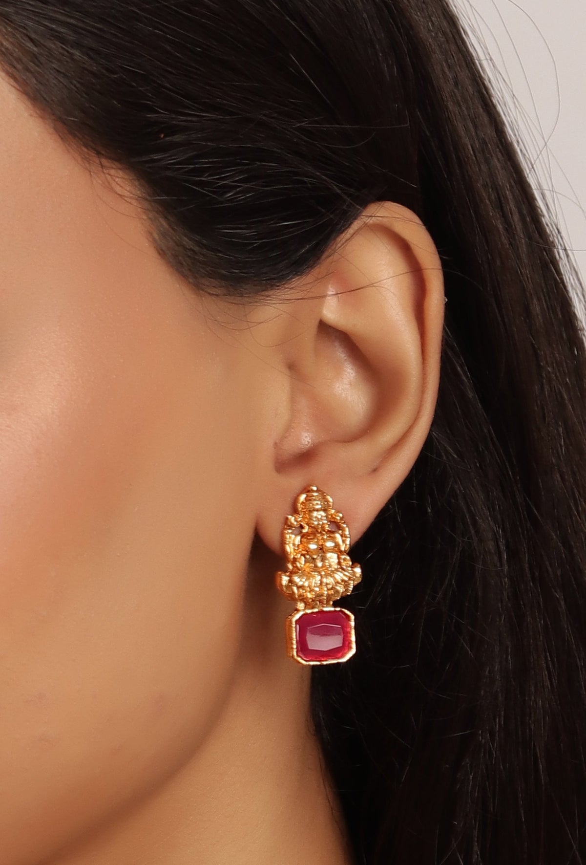Divine Laxmi Devi Necklace With Square Stone Stud Earrings
