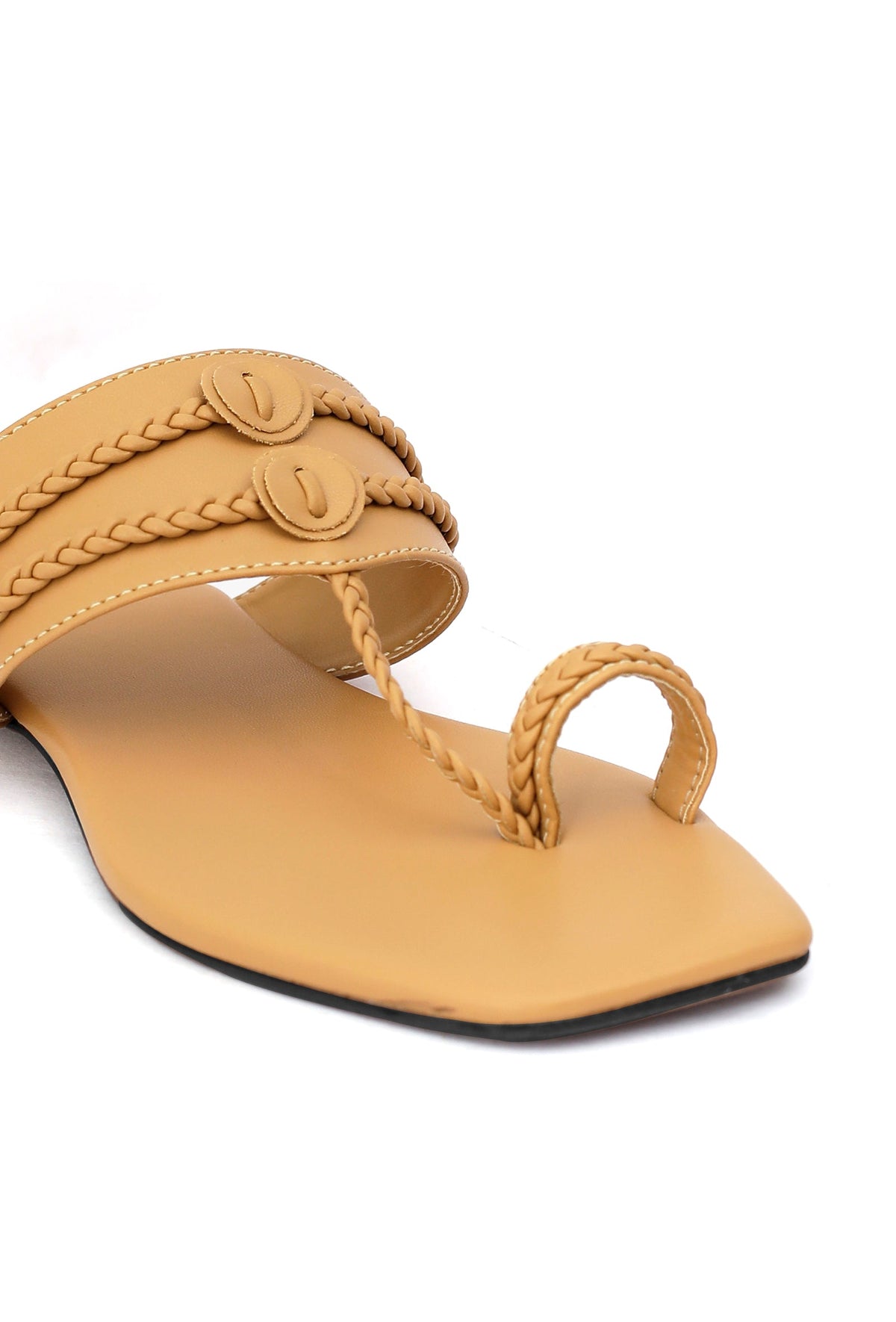 Golden Matt Cruelty Free Leather Inspired Kolhapuri サイズ EU39