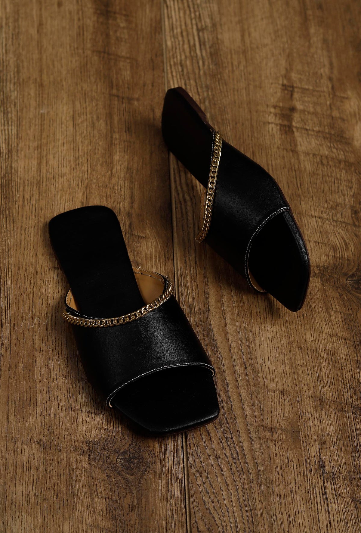 Charcoal Black Cruelty-Free Leather Flats サイズ EU38