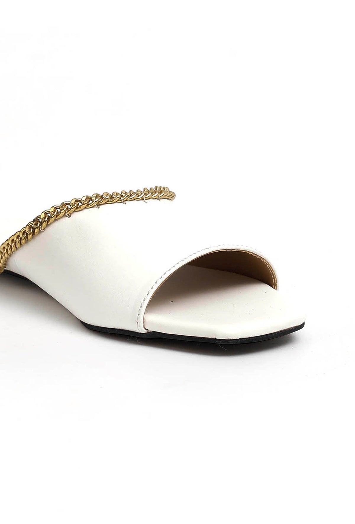 Irish White Gold Chain Cruelty-Free Leather Flats サイズ EU37