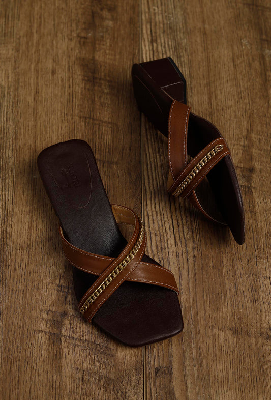 Tan Brown Criss Cross Cruelty-Free Leather Heels サイズ EU38