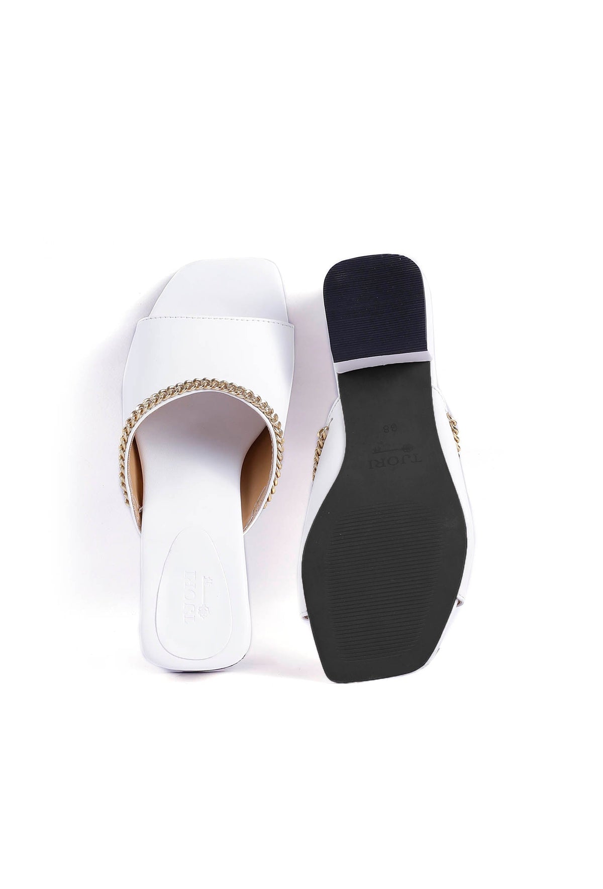 Classic White Chain Cruelty-Free Leather Heels サイズ EU37