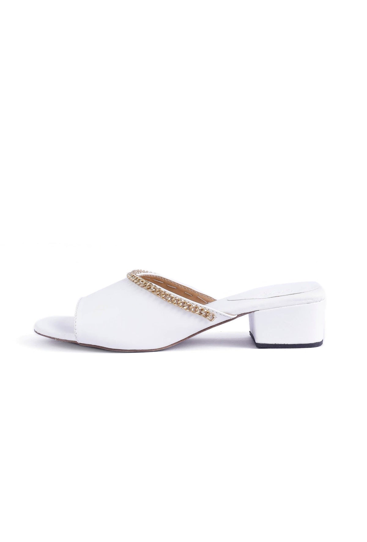 Classic White Chain Cruelty-Free Leather Heels サイズ EU38