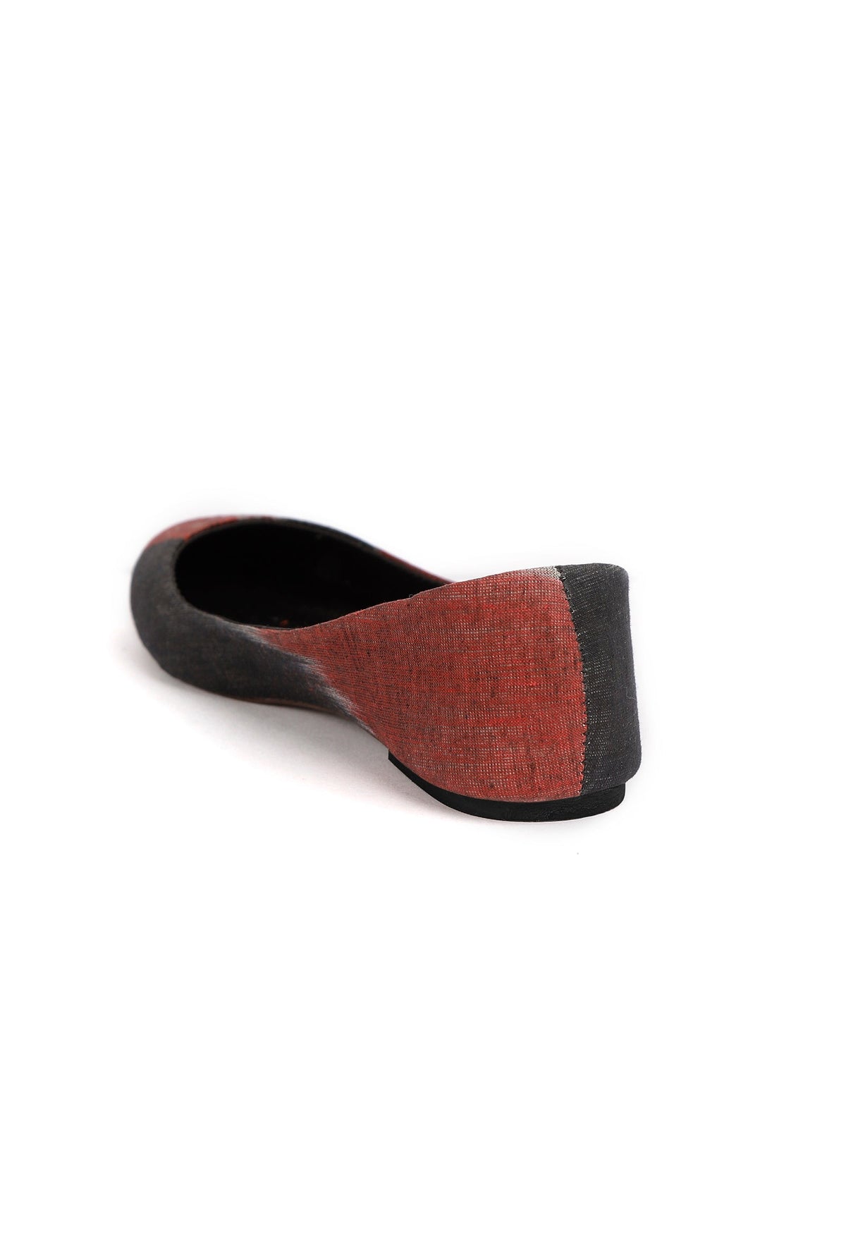 Red and Black Ikat Cruelty Free Leather Flat Ballerinas サイズ EU35