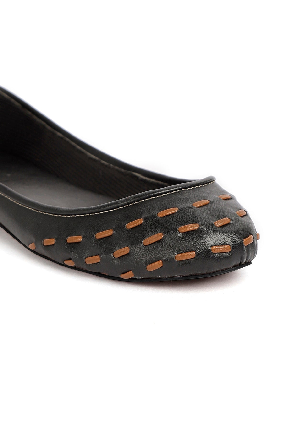 Onyx Black Cruelty Free Leather Flat Ballerinas サイズ EU38