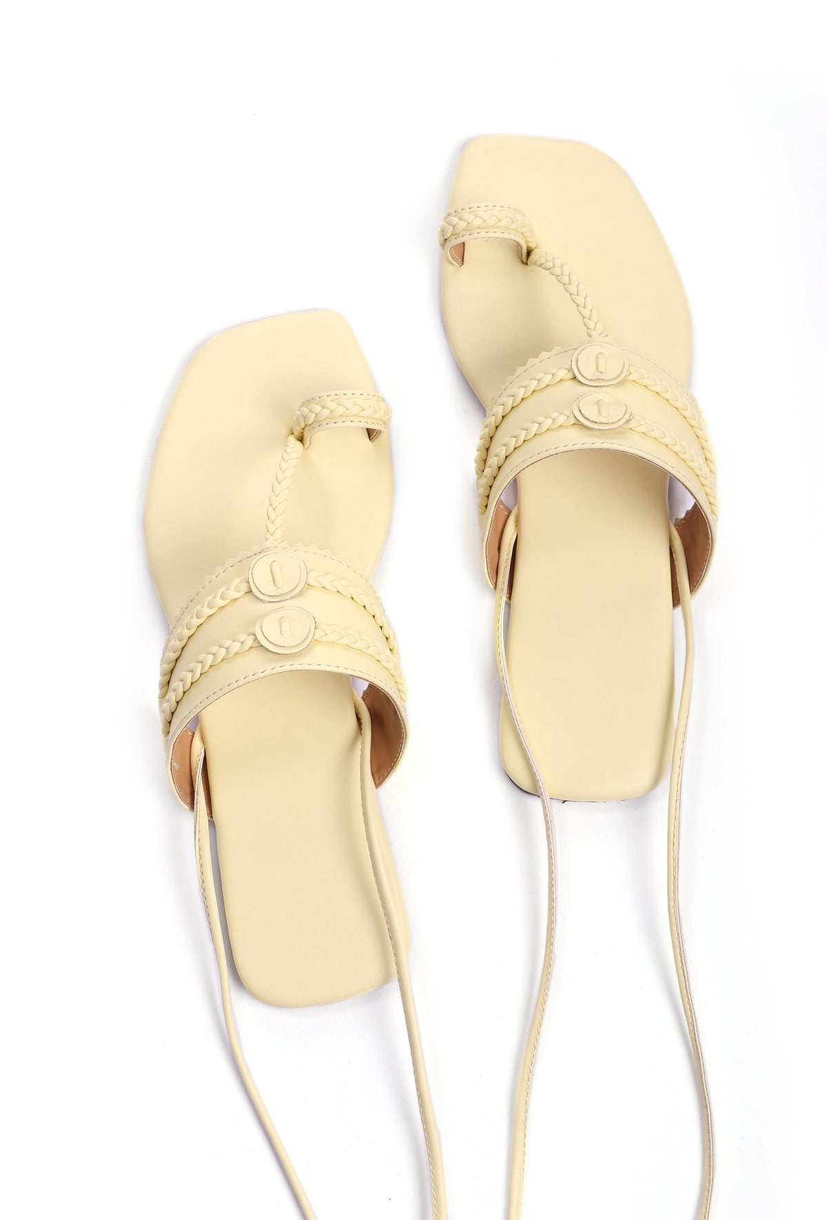 Yellow Kolhapuri Tie Up Flats サイズ EU36