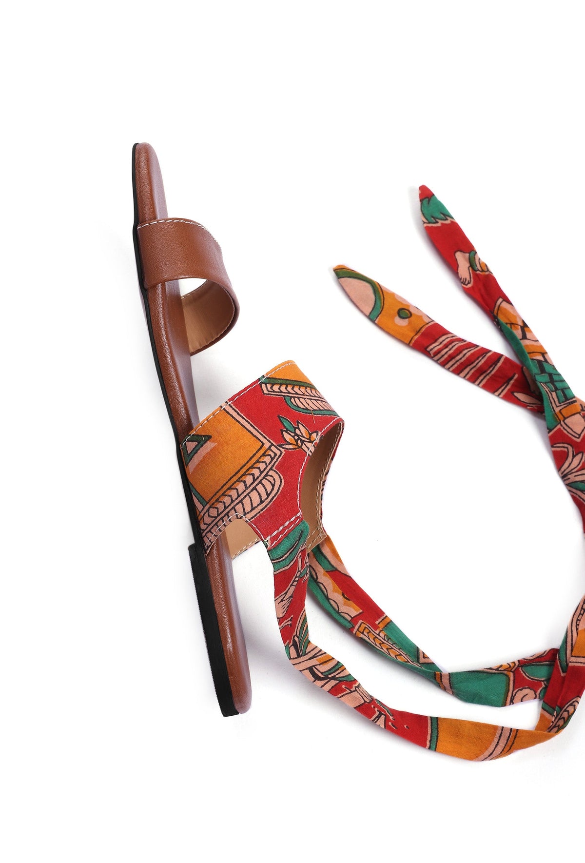 Red Kalamkari Tie Up Flats サイズ EU38