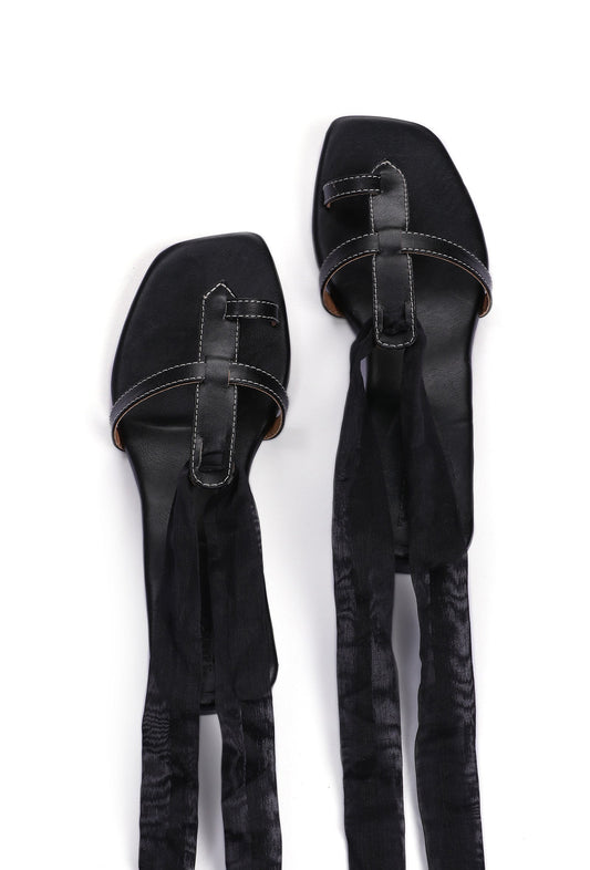Dusky Black Tie Up Heels サイズ EU38