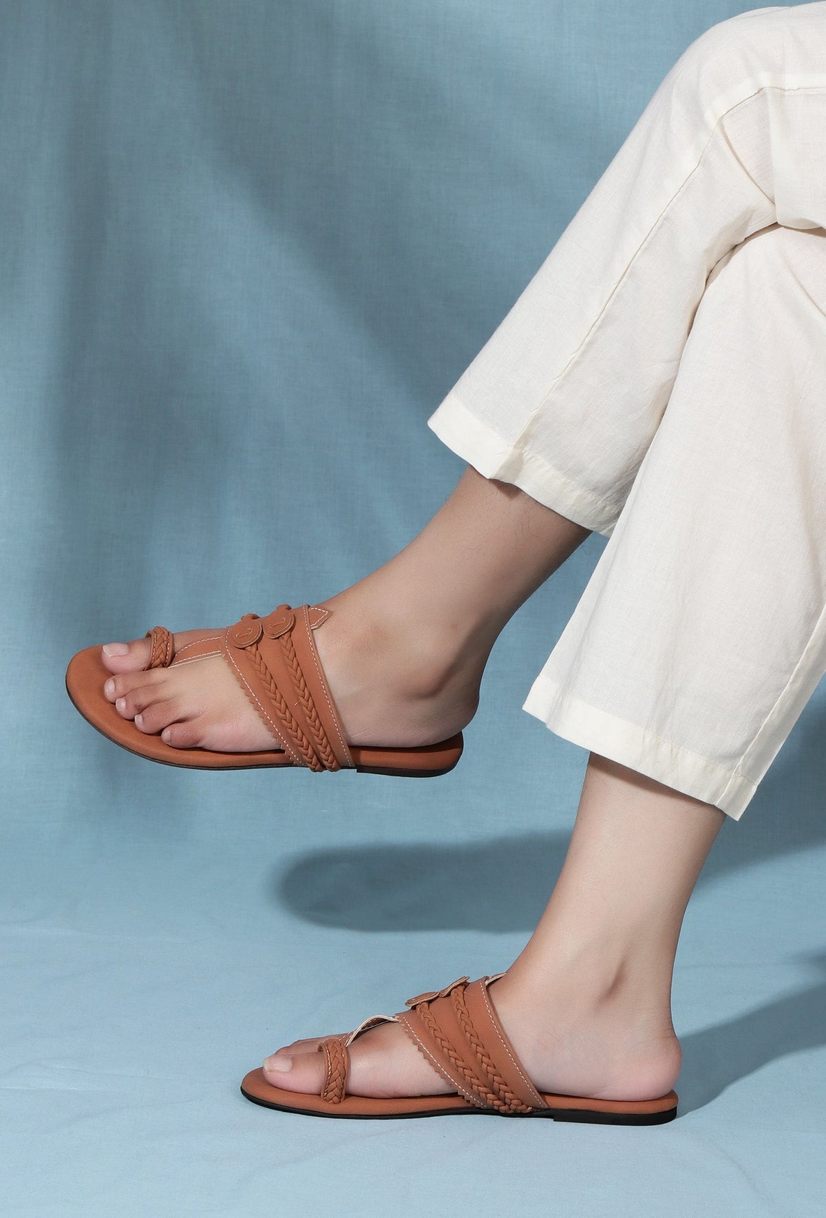 Tan Brown Cruelty Free Leather Inspired Kolhapuri サイズ EU41