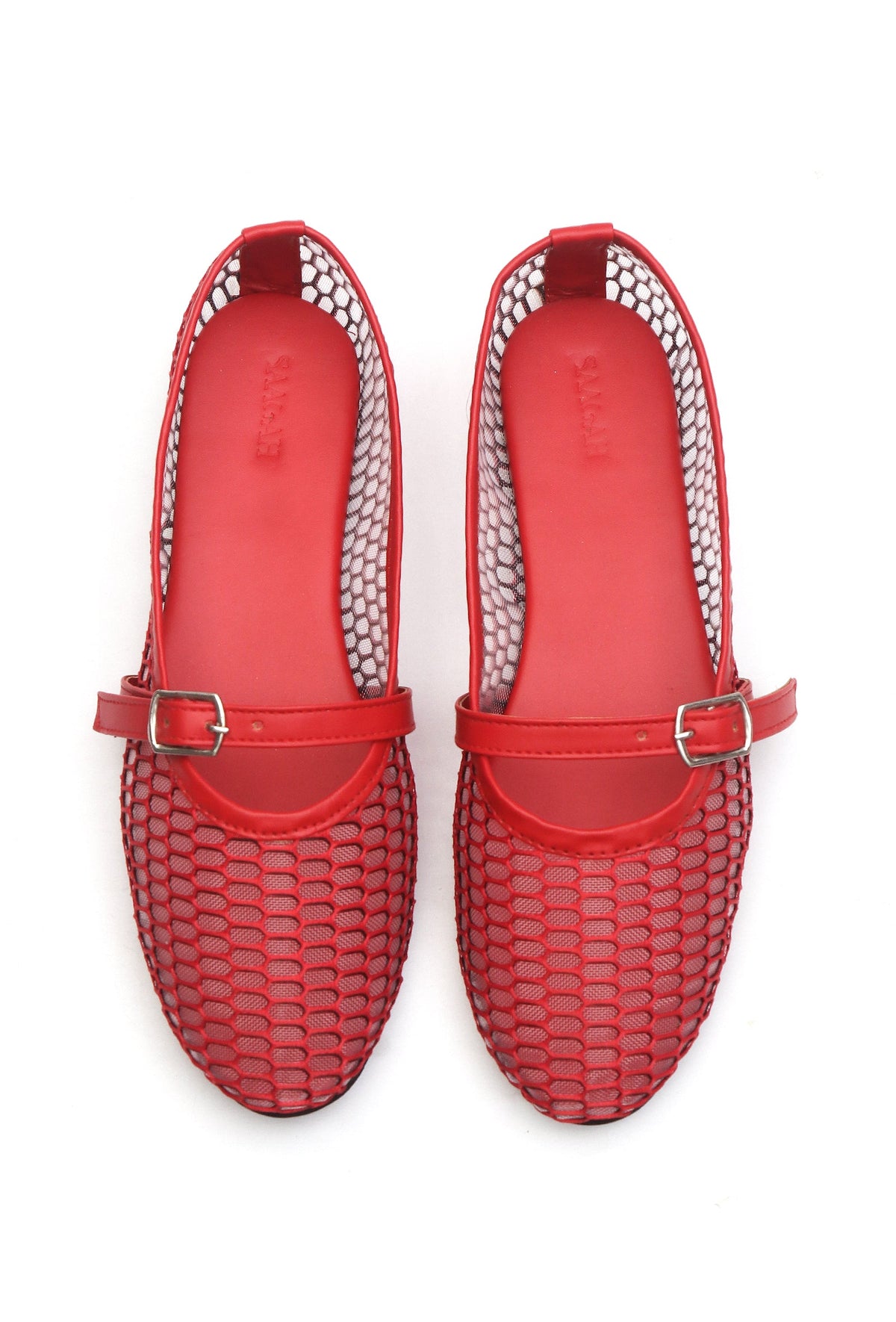 Red Scarlet Mesh Mary Jane Flats with an Adjustable Buckle サイズ EU35