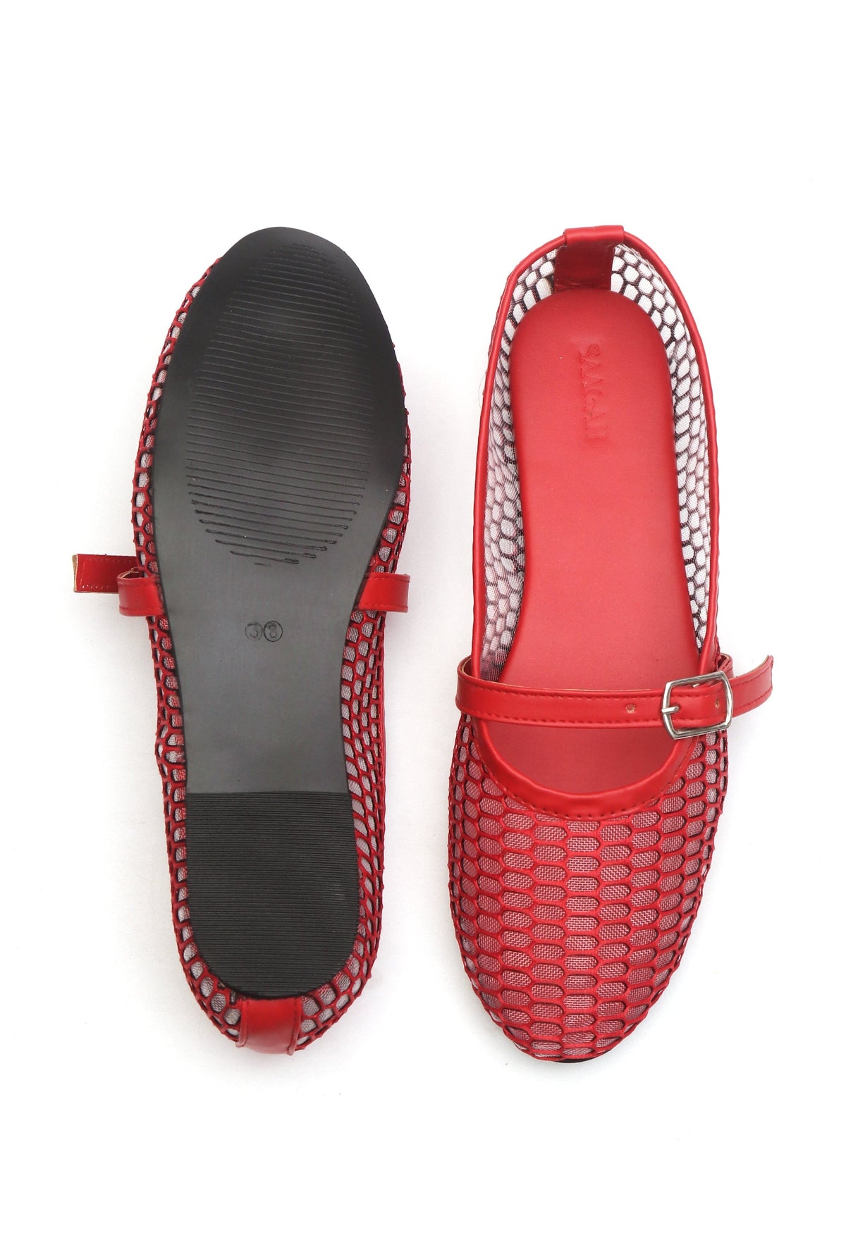 Red Scarlet Mesh Mary Jane Flats with an Adjustable Buckle サイズ EU36