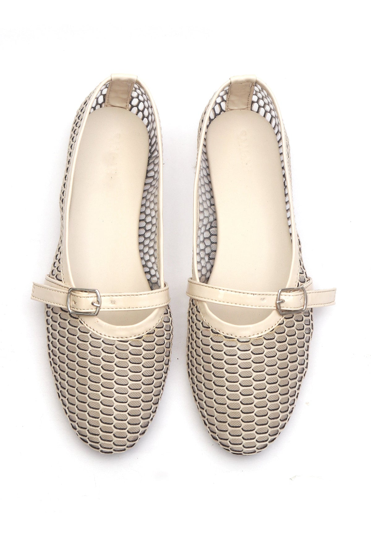 Beige Mesh Mary Jane Ballet Flats with an Adjustable Buckle サイズ EU35
