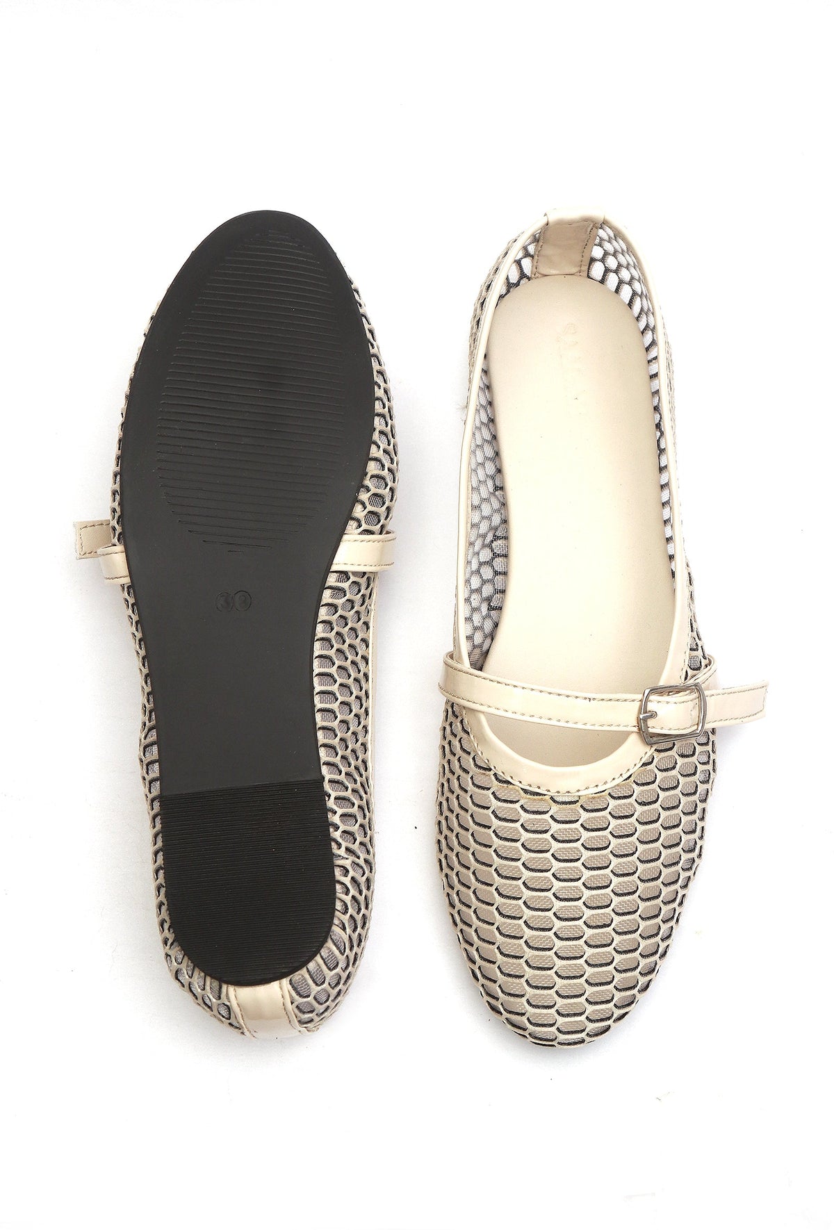 Beige Mesh Mary Jane Ballet Flats with an Adjustable Buckle サイズ EU38