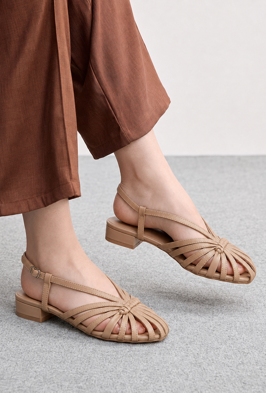 Camel Multi-Strap Knotted Slingback Flat Sandals サイズ EU38