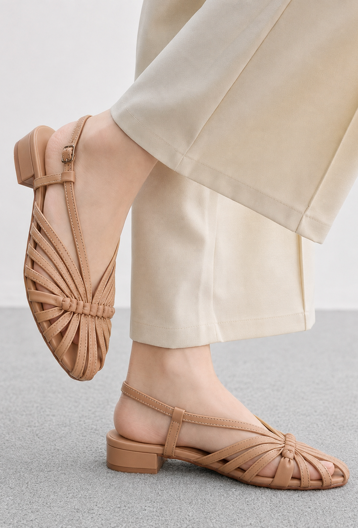 Cream Multi-Strap Knotted Slingback Flat Sandals サイズ EU36