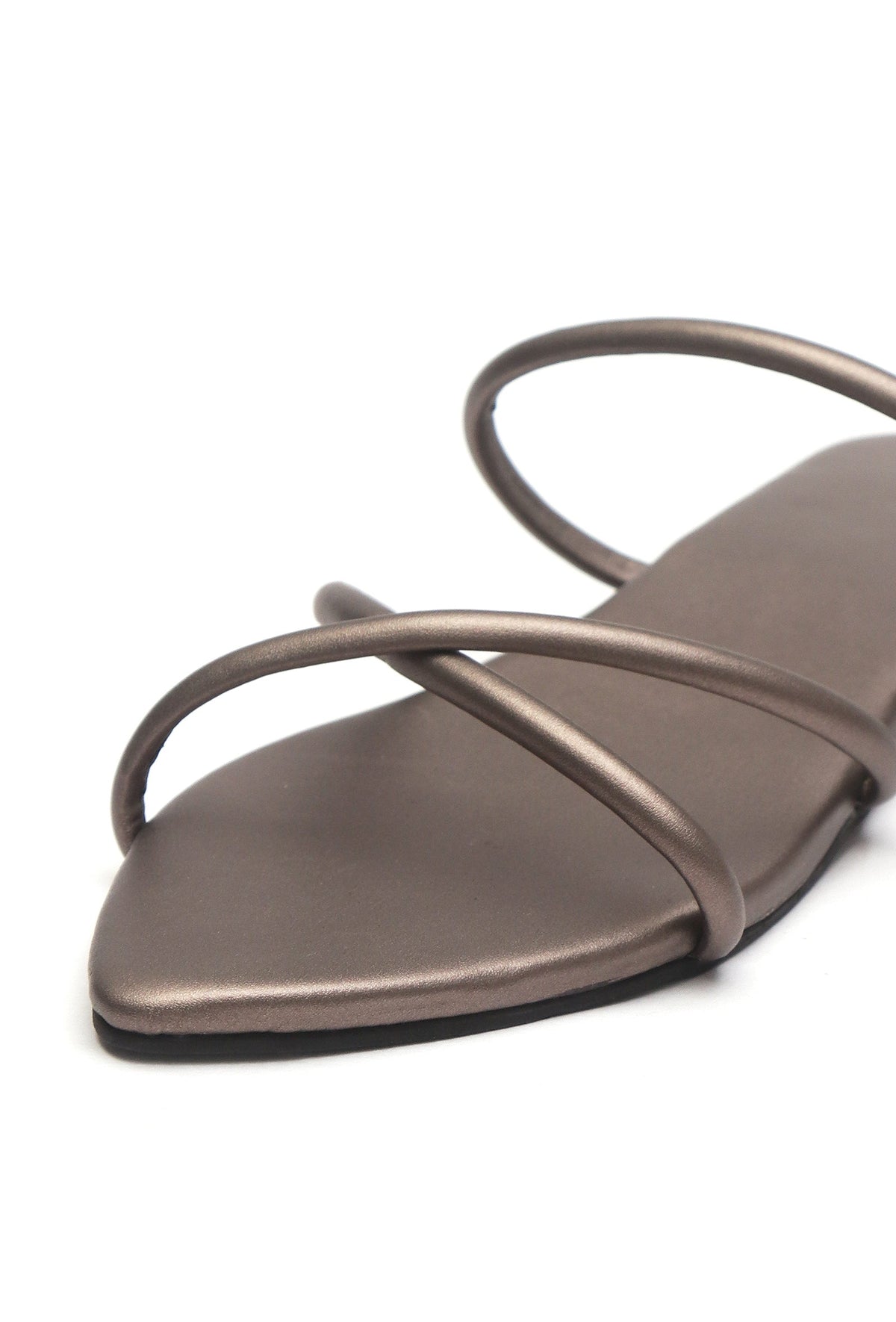Metallic Taupe Cross-Strap Flat Slides サイズ EU35
