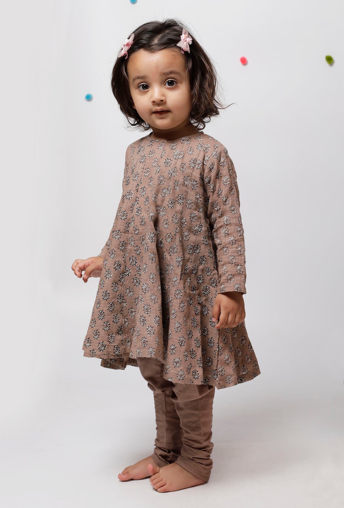 Set of 3: Inaya Brown Floral Handblock Printed Kota Kurta with Cotton Churidar and Kota Dupatta サイズ 9〜12か月