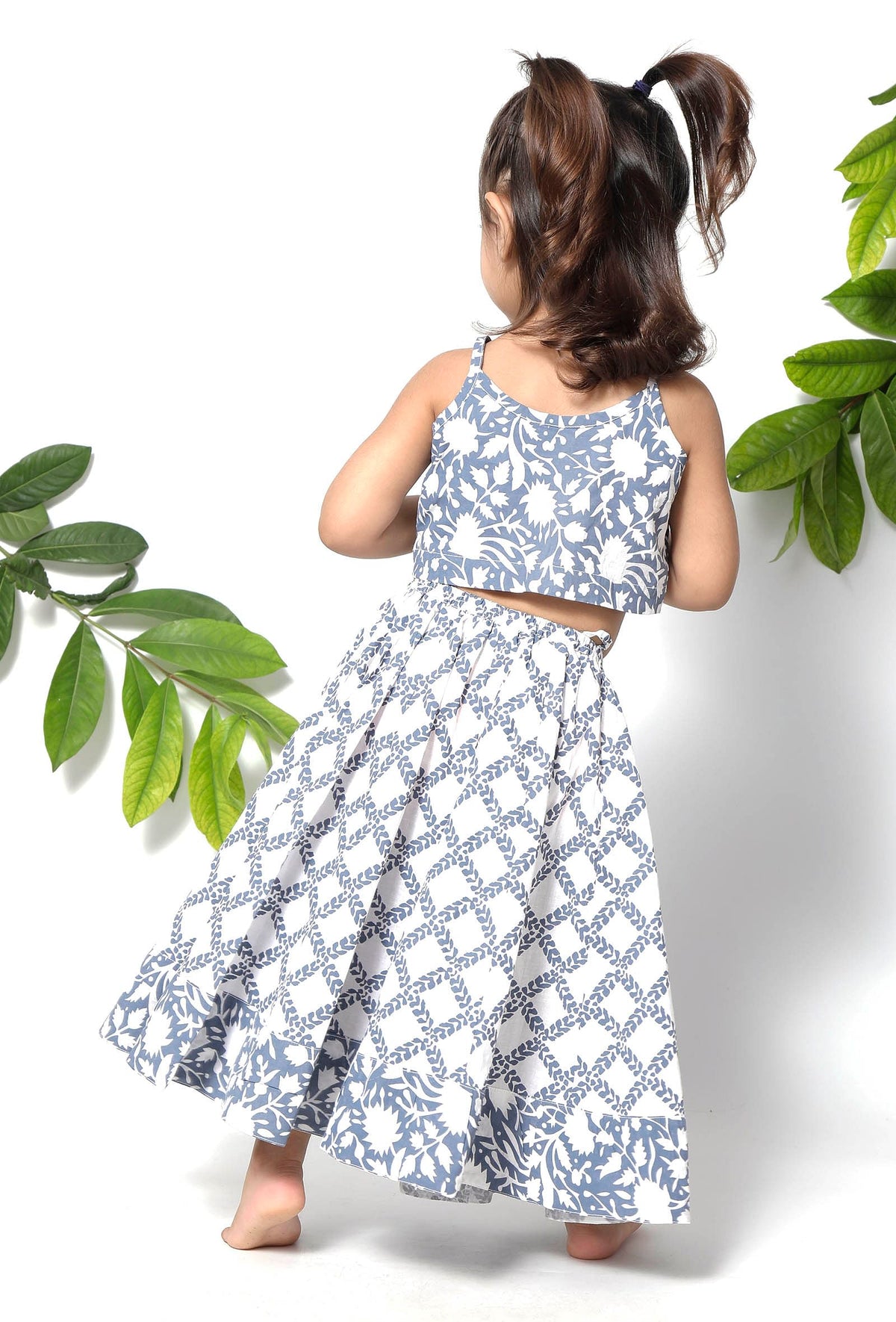 Set of 3: Berry Blue Floral Handblock Cotton Lehenga Set サイズ 4〜5歳