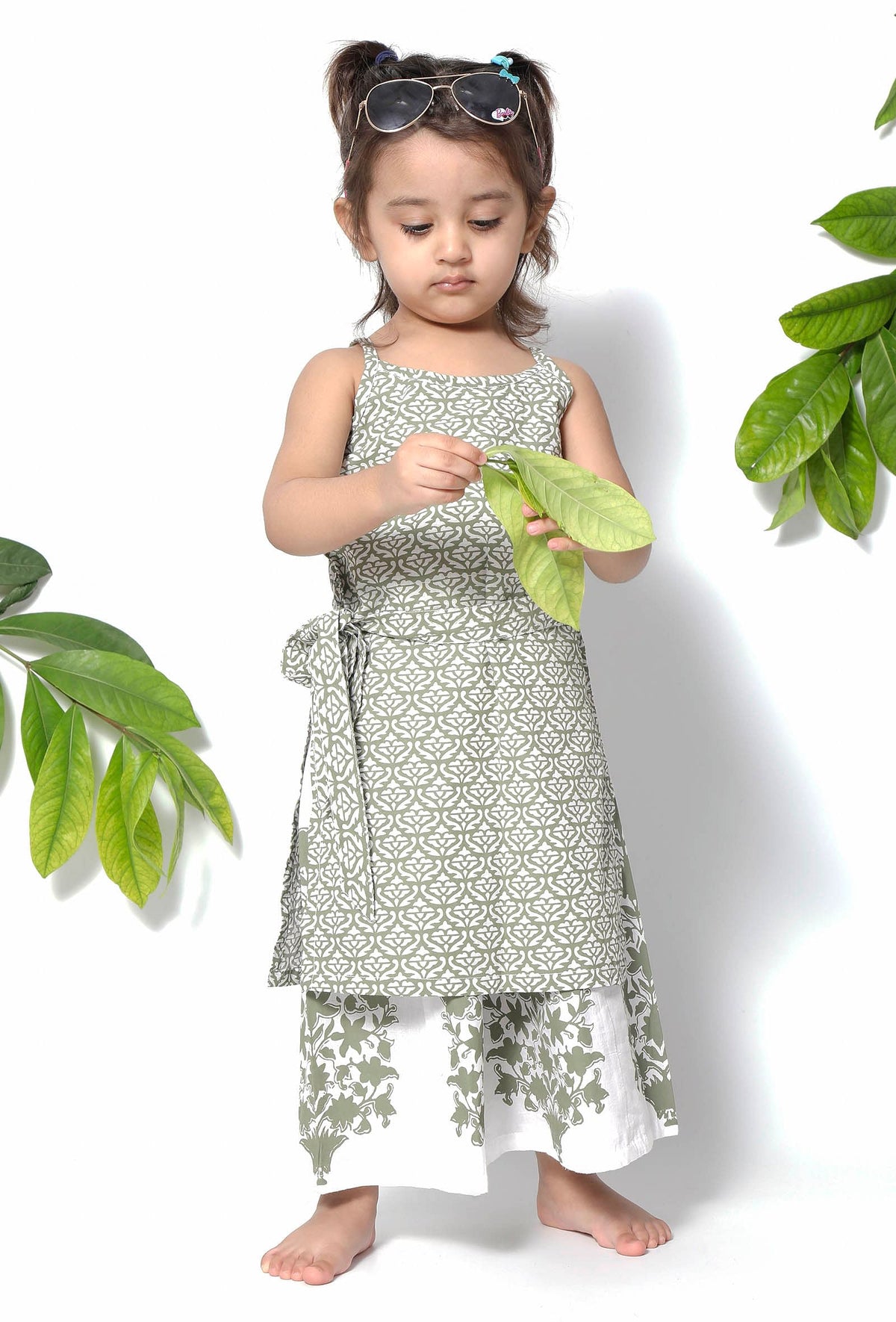 Set of 2 - Sea Green Handblock Cotton Floral Palazzo and Suit Set サイズ 9〜12か月