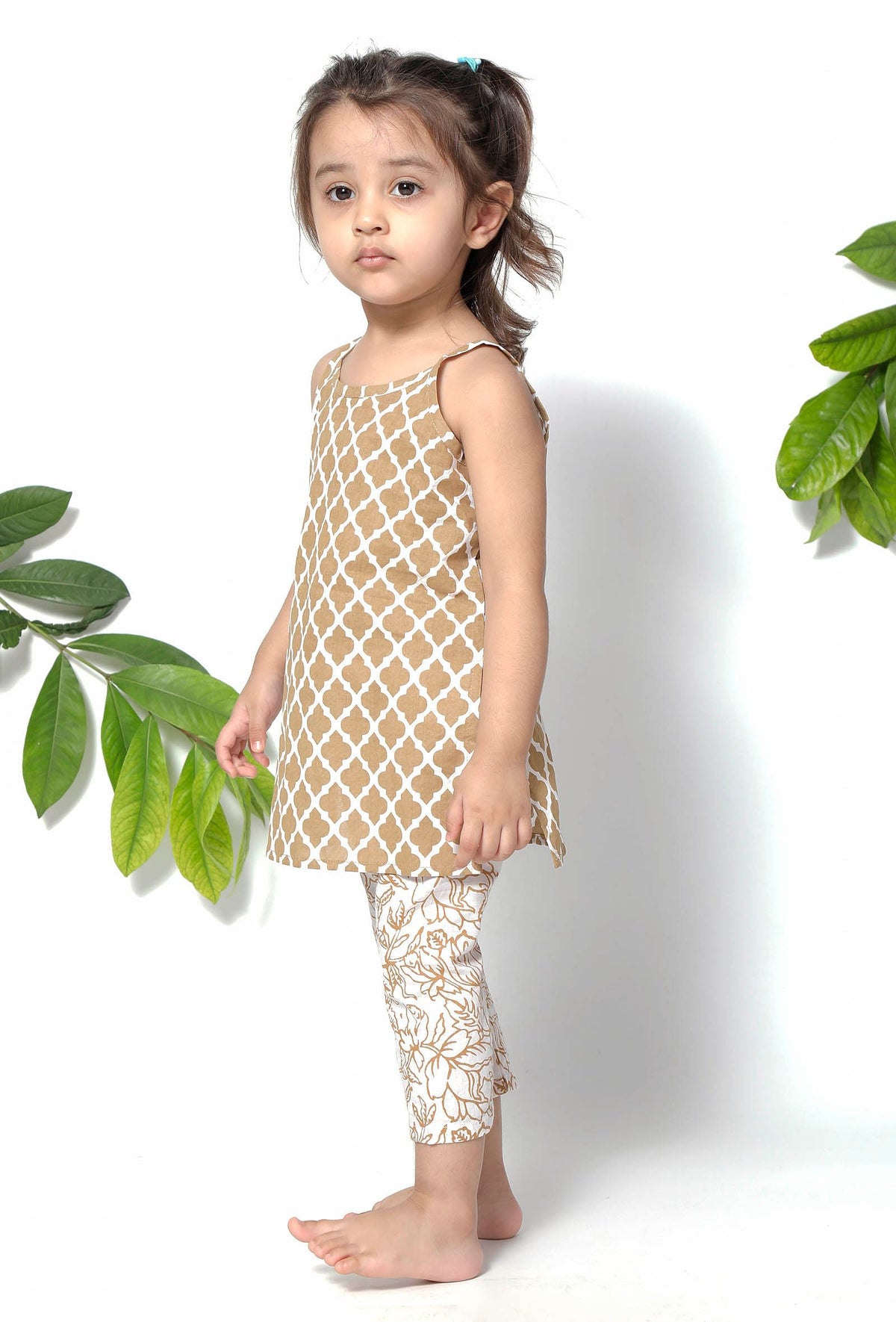 Set of 2 - Jasmine Brown Handblock Suit Slip with Cotton Pants サイズ 6〜9か月