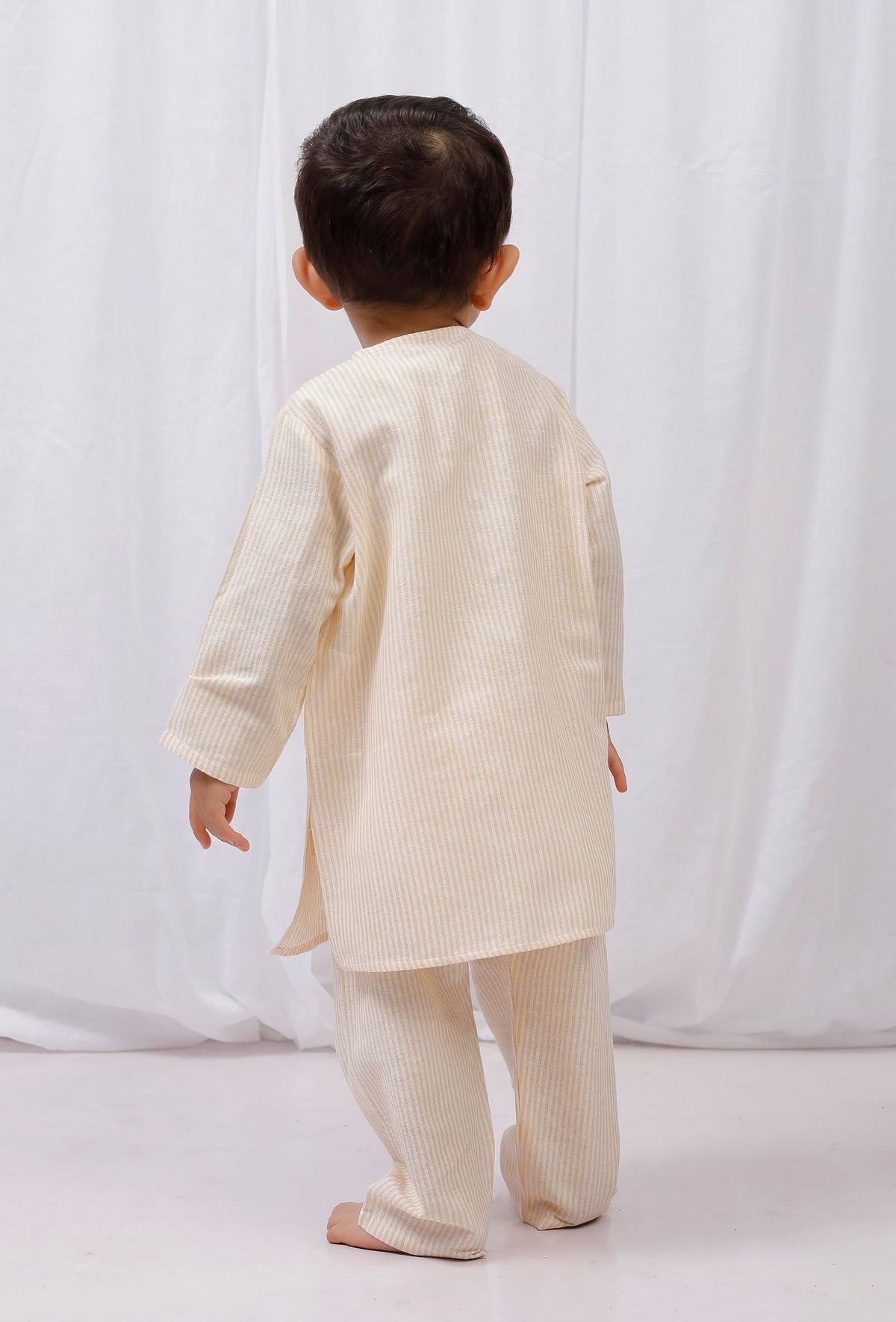 Set of 2: Yellow Striped Cotton Kurta and Pajama サイズ 1〜2歳