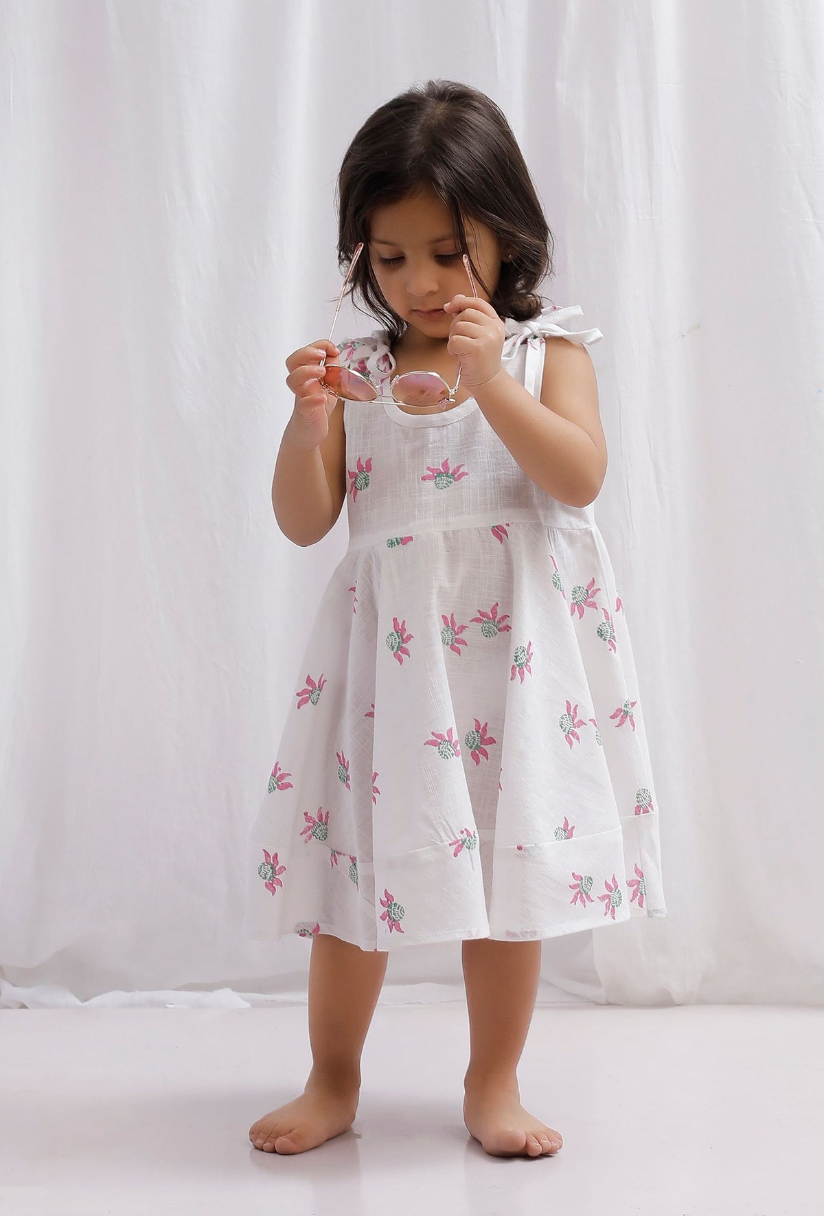 Pink and Green Block Printed Cotton Tie-up Flared Dress サイズ 4〜5歳
