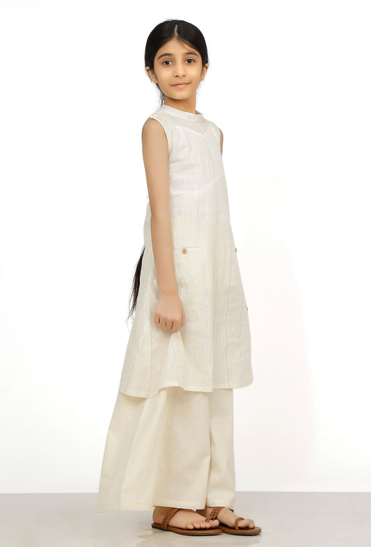 Set of 2: Snow White Cotton Anarkali Kurti with Flared Pants サイズ 6〜7歳