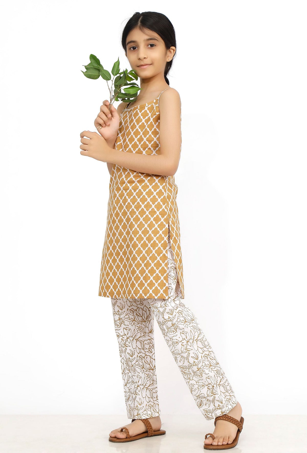 Set of 2: Tuscan Orange Handblock Slip Kurta with Flared Pants サイズ 10〜11歳