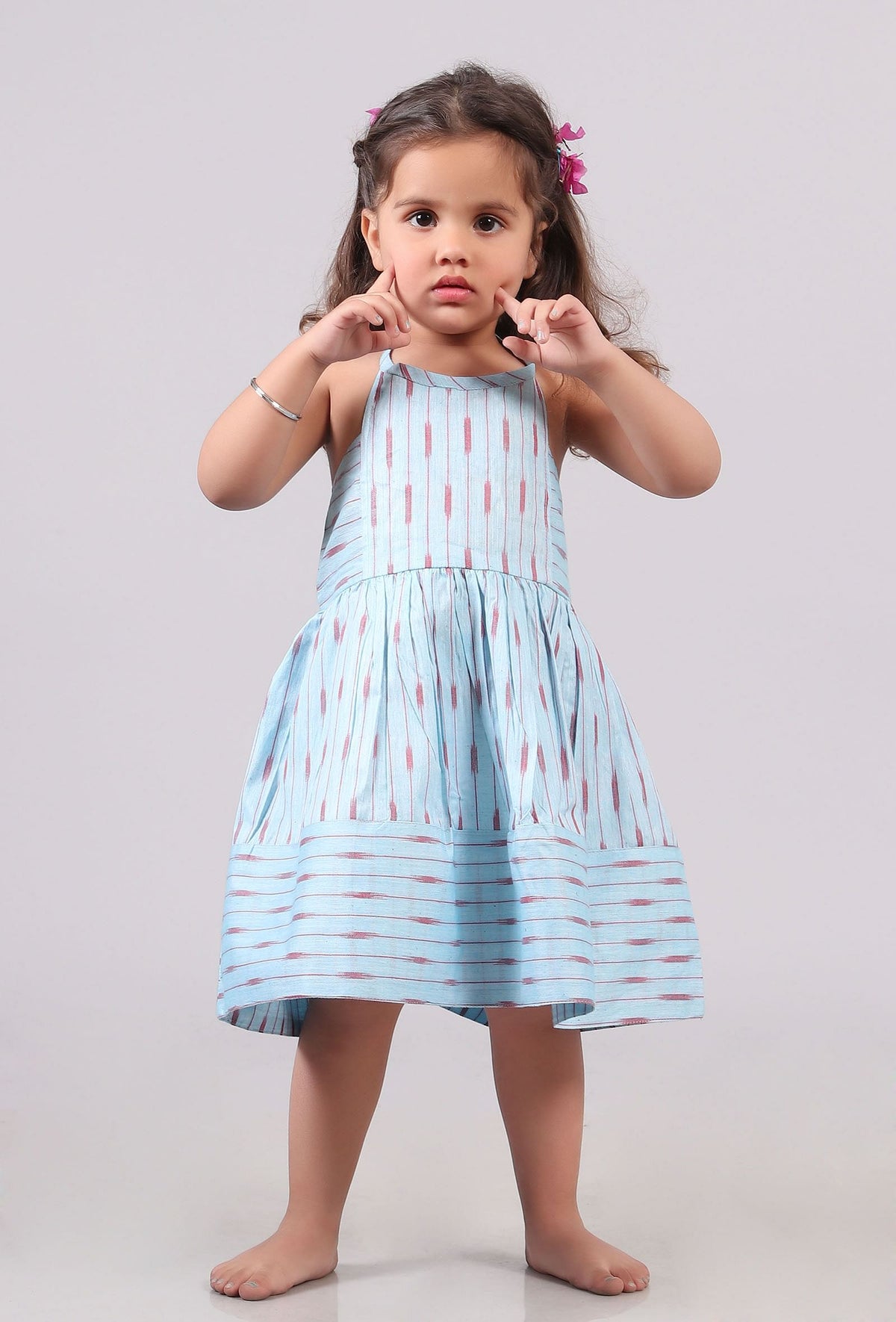 Sky Blue Tie Up Ikat Flared Dress サイズ 6〜7歳