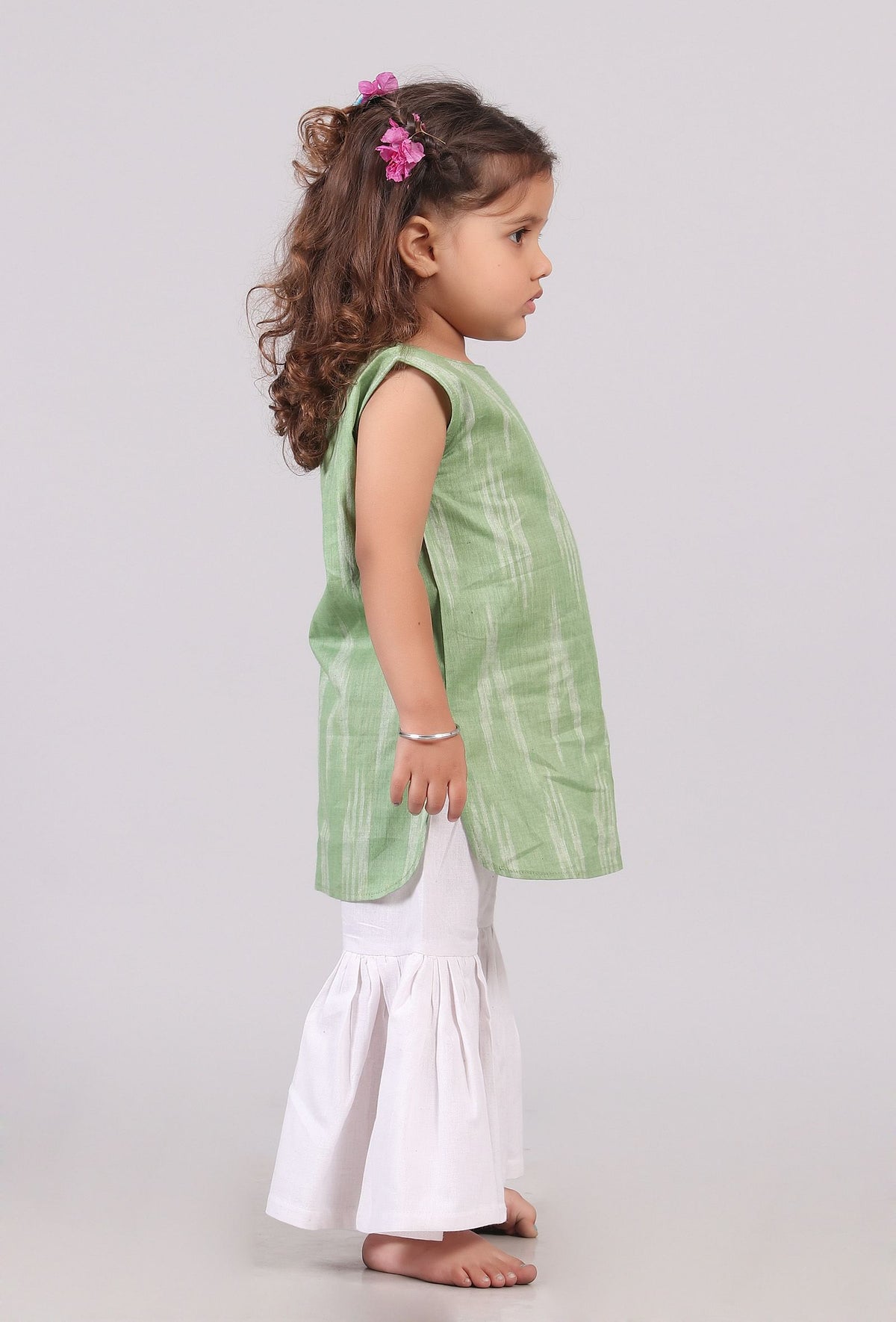 Set of 2: Green Ikat Straight Kurta with Sharara Pants サイズ 5〜6歳