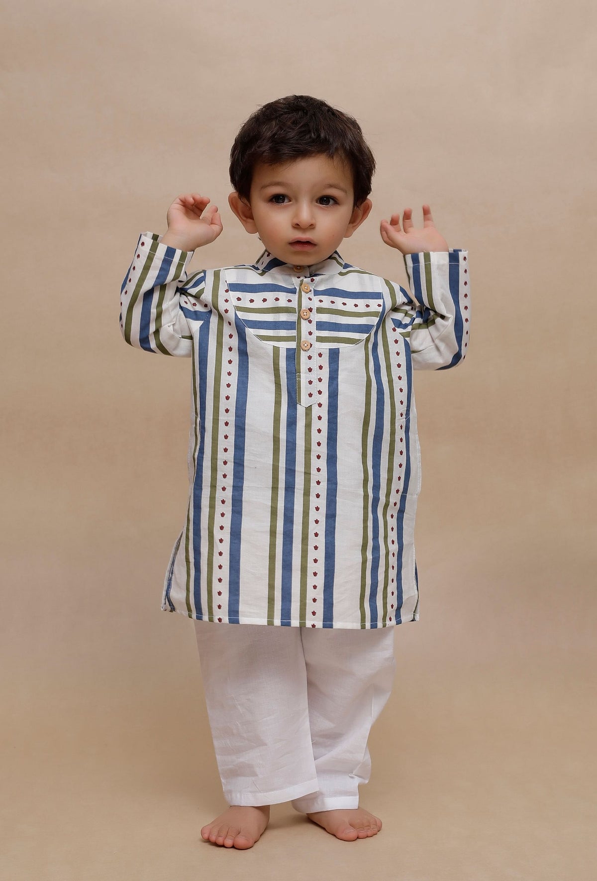 Set of 2: Off-White Multi Color Striped Kurta with Off-White Pant サイズ 1〜2歳