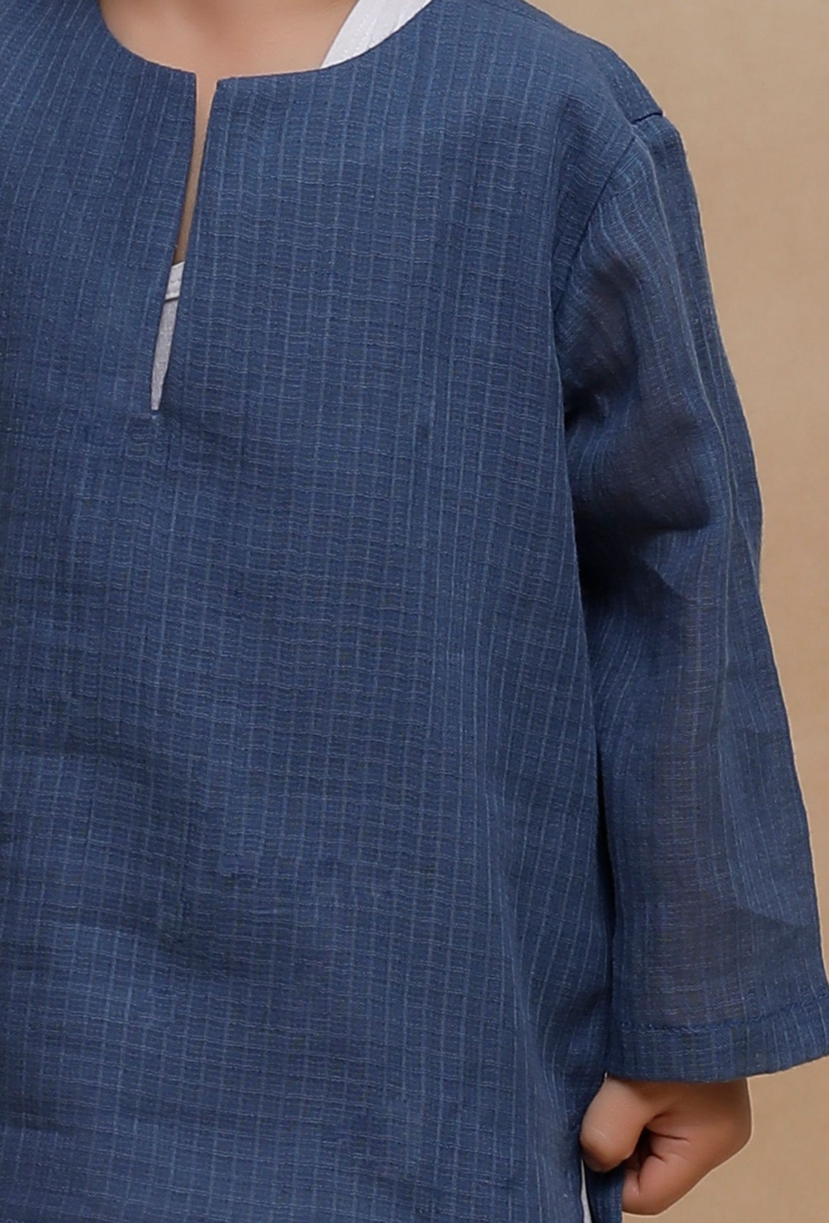 Set of 2: Blue Kota Shirt and White Short サイズ 6〜9か月