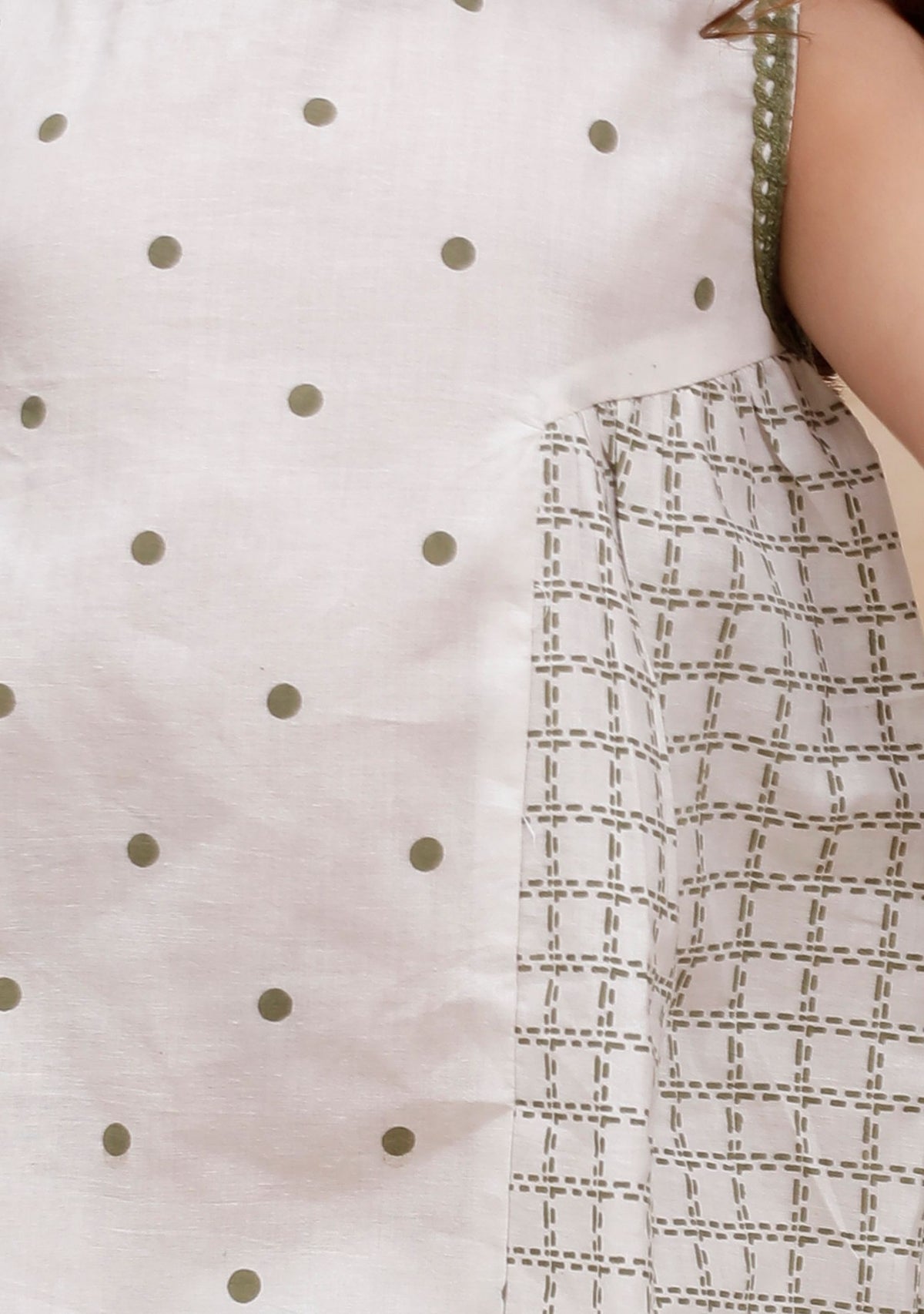 Off-White Check with Polka Dot Printed Dress サイズ 5〜6歳