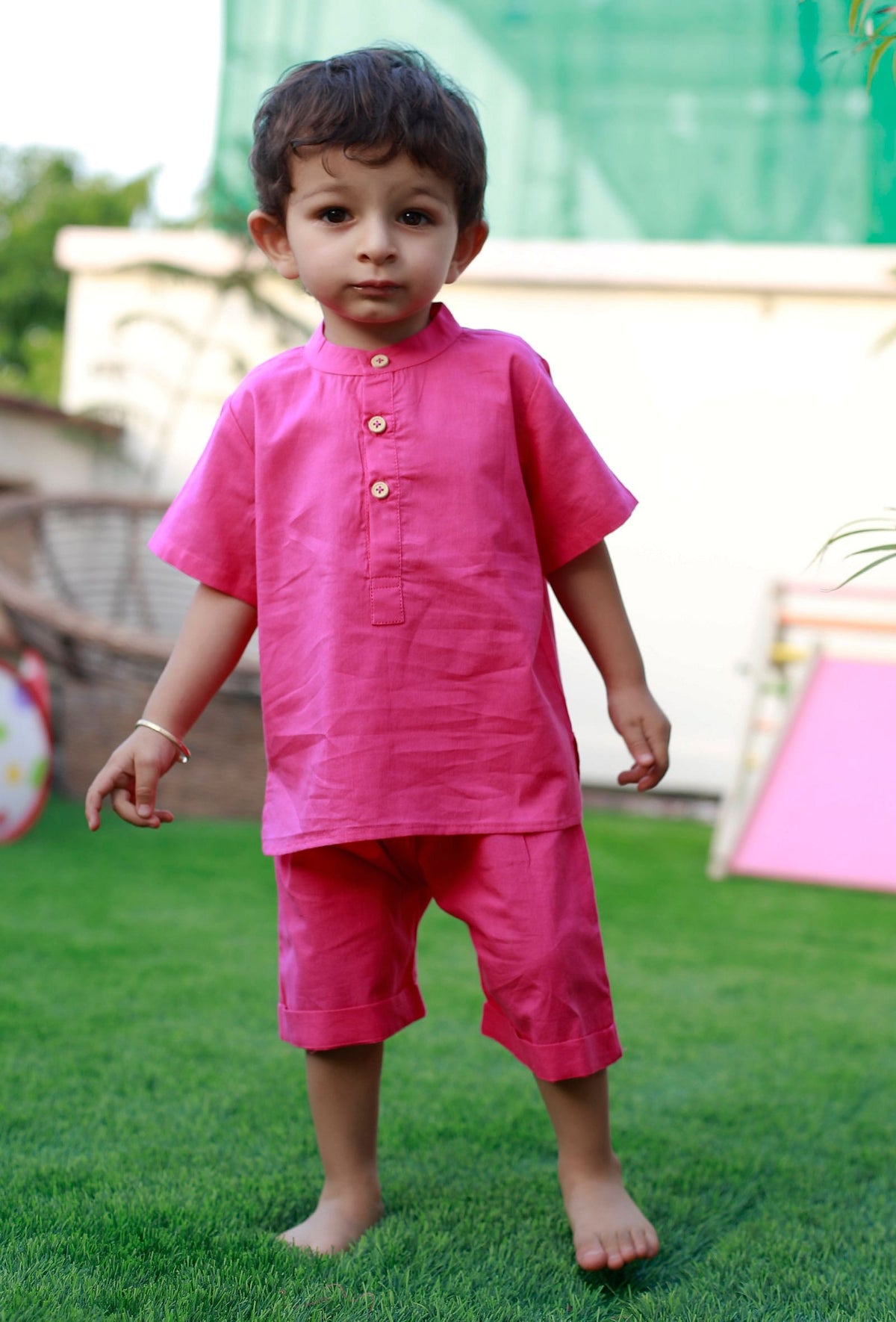 Set of 2: Candy Pink Cotton Shirt and Pink Short サイズ 9〜12か月