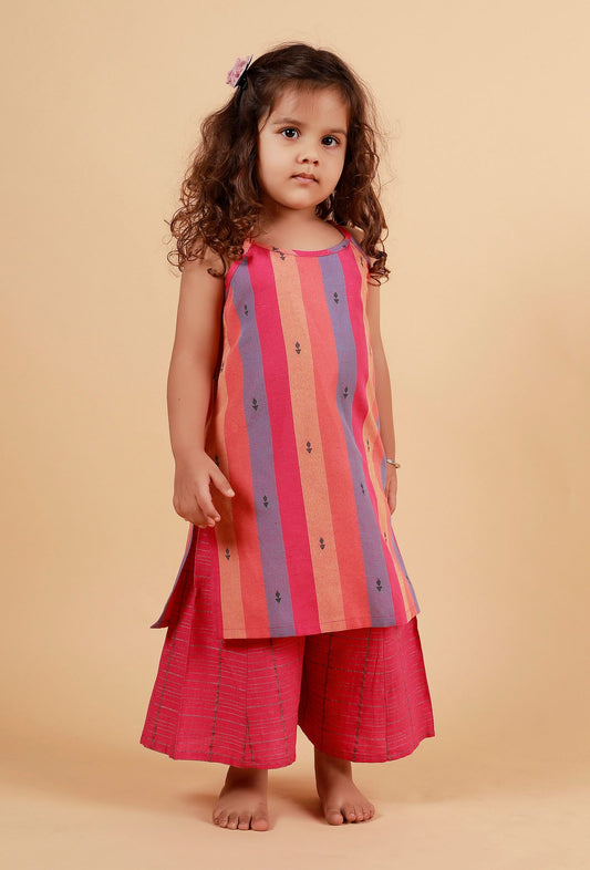 Set of 2: Pink Multicolor Stripe Sleeveless Kurta and Woven Palazzo Pants サイズ 6〜9か月