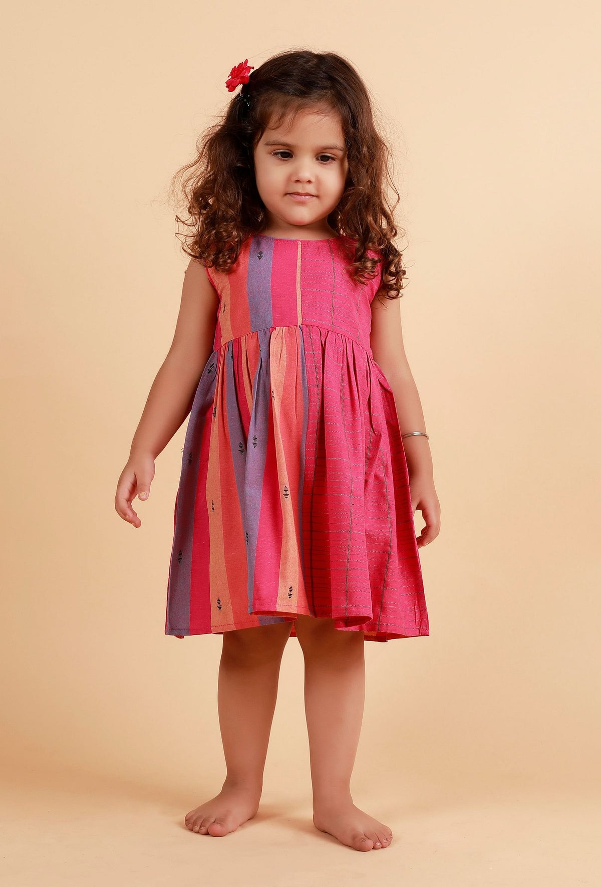 Pink Multicolor Stripe Flared Woven Kurta and Sharara Set サイズ 3〜6か月