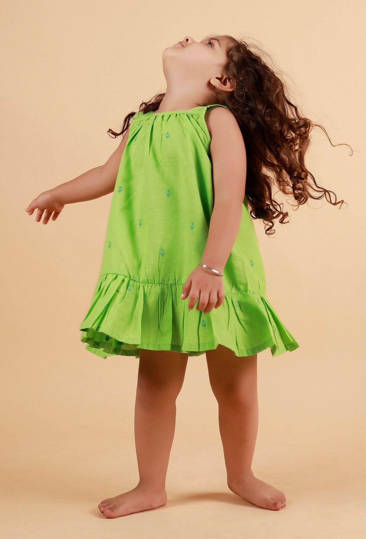 Mint Green Straight Woven Dress サイズ 7〜8歳