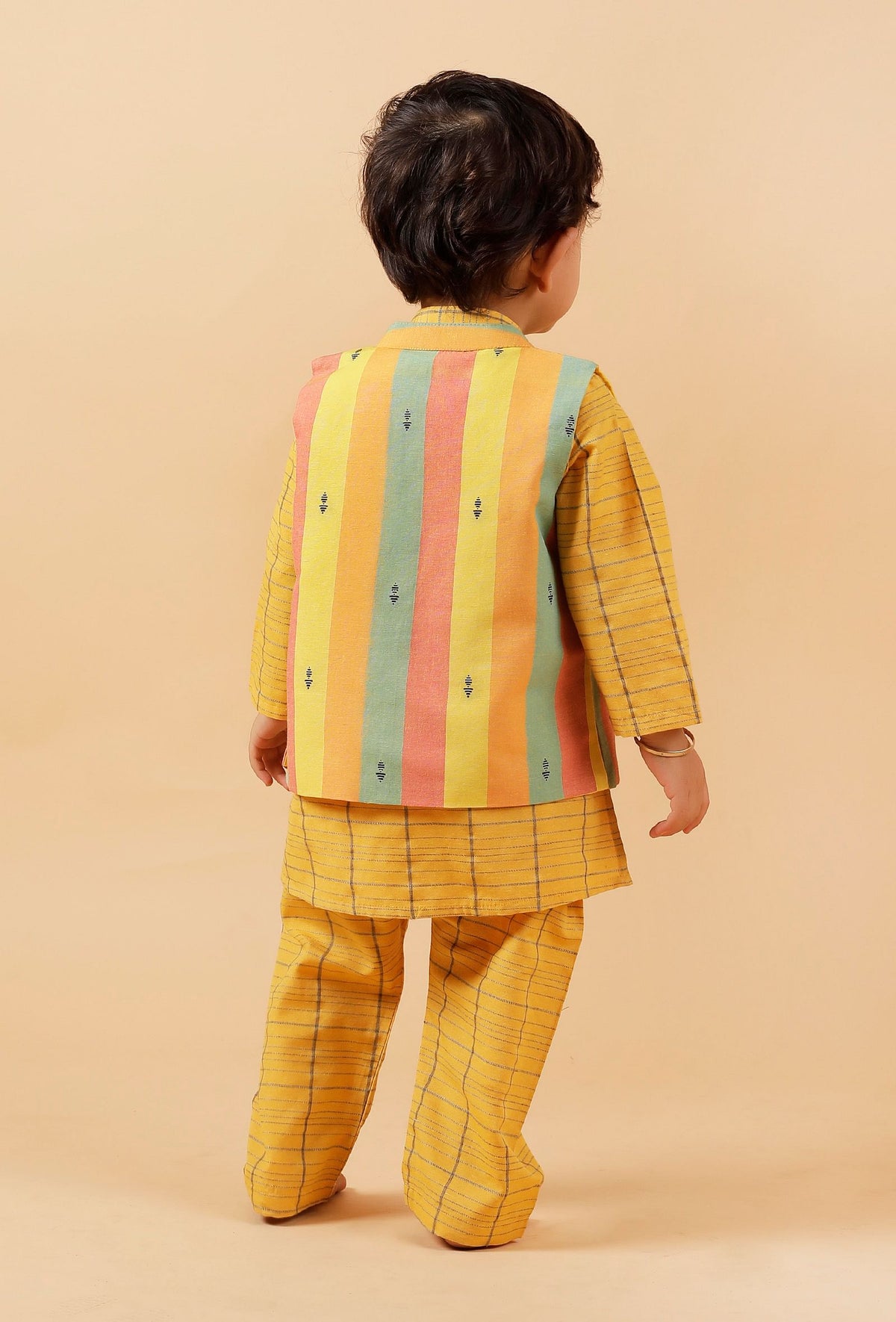 Set of 3: Yellow Checked Kurta with Pant and Nehru Jacket サイズ 1〜2歳