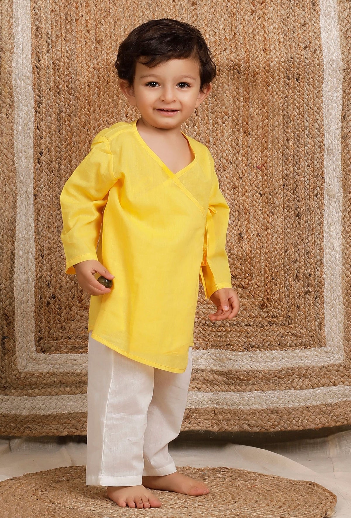 Set of 2: Yellow Wrap Around Mul Mul Kurta With Off-White Mul Mul Pant サイズ 6〜9か月