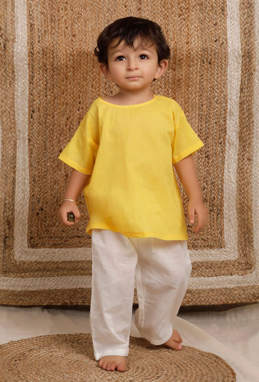 Set of 2: Yellow Short Mul Mul Kurta with Off-White Pant サイズ 0〜3か月