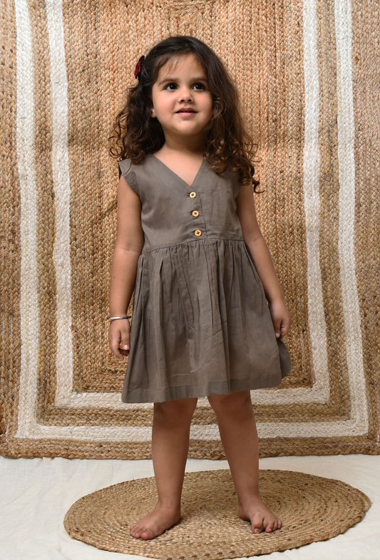 Greyish Brown Mul Mul Dress サイズ 9〜12か月
