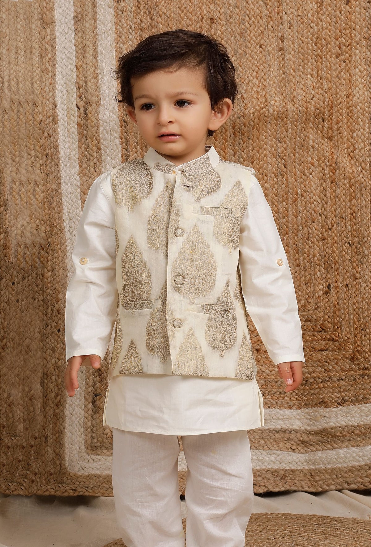 White Cream Brocade Nehru Jacket サイズ 5〜6歳