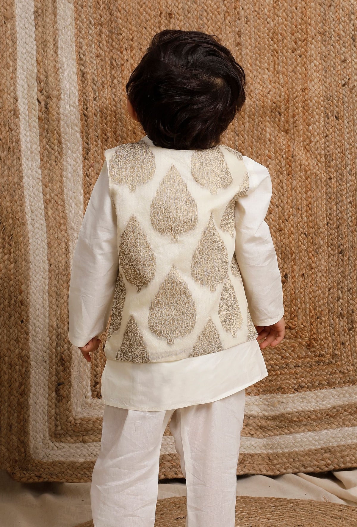 White Cream Brocade Nehru Jacket サイズ 5〜6歳