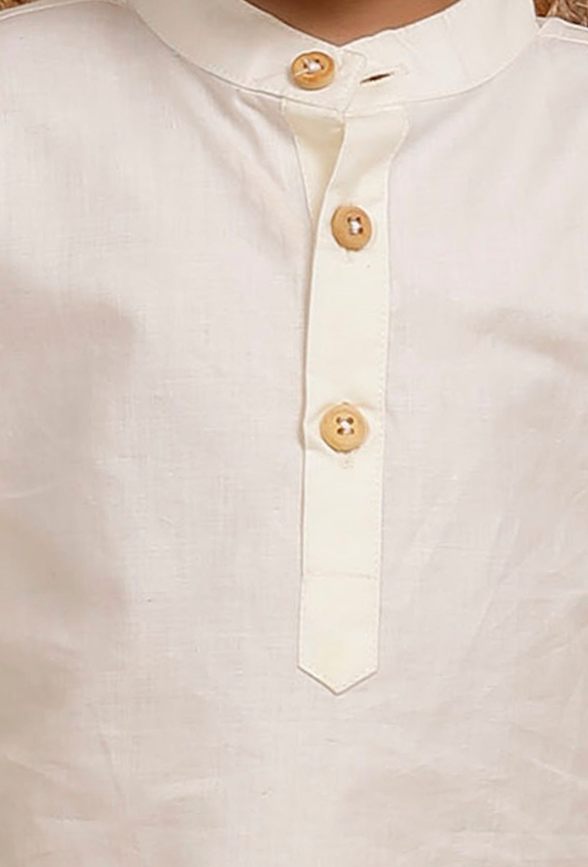 Set of 3: Off White Cotton Silk Kurta, Pyjama & Peach Brocade Nehru Jacket サイズ 7〜8歳