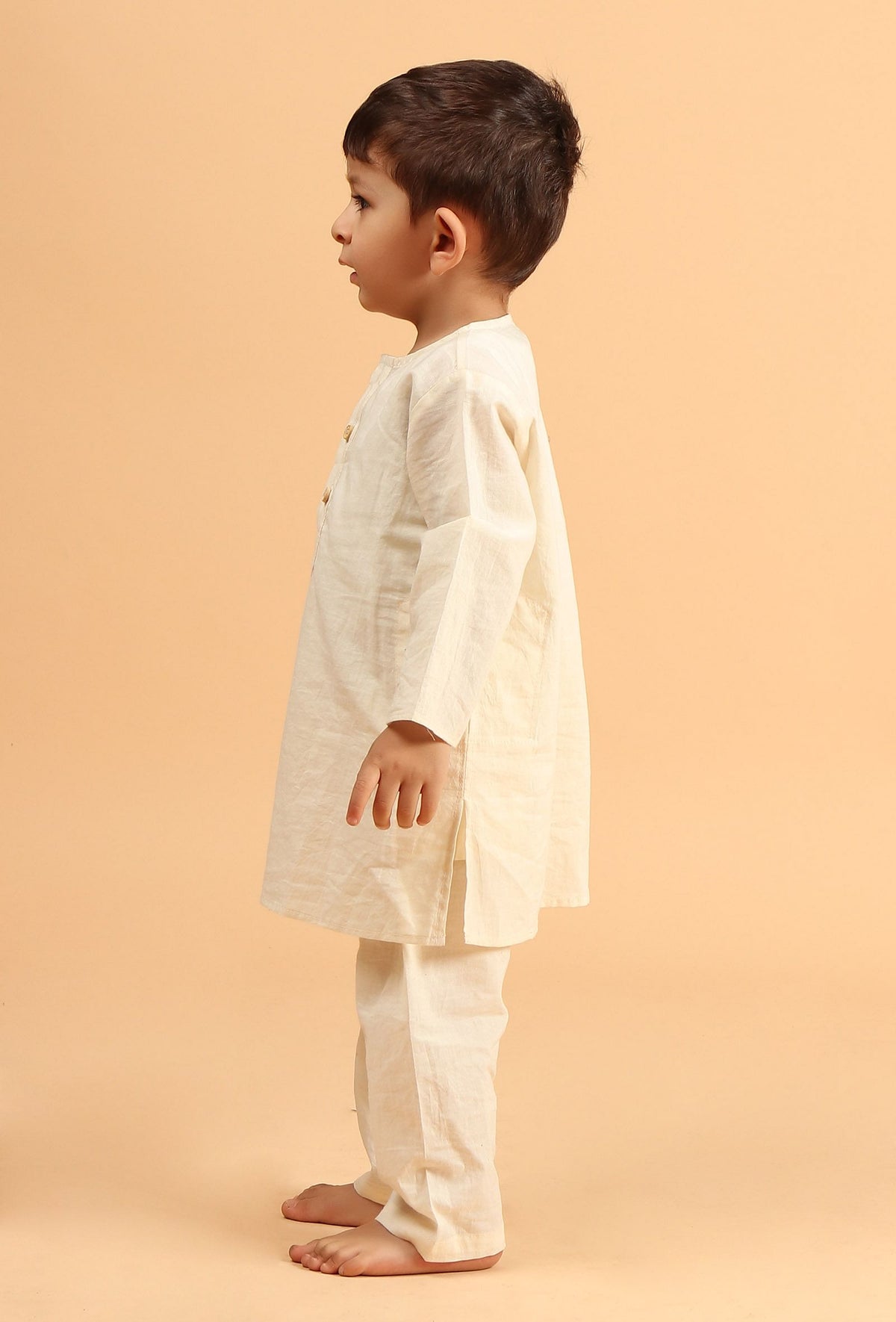 Set of 2: Raif Off White Cotton Kurta & Pyjama サイズ 4〜5歳