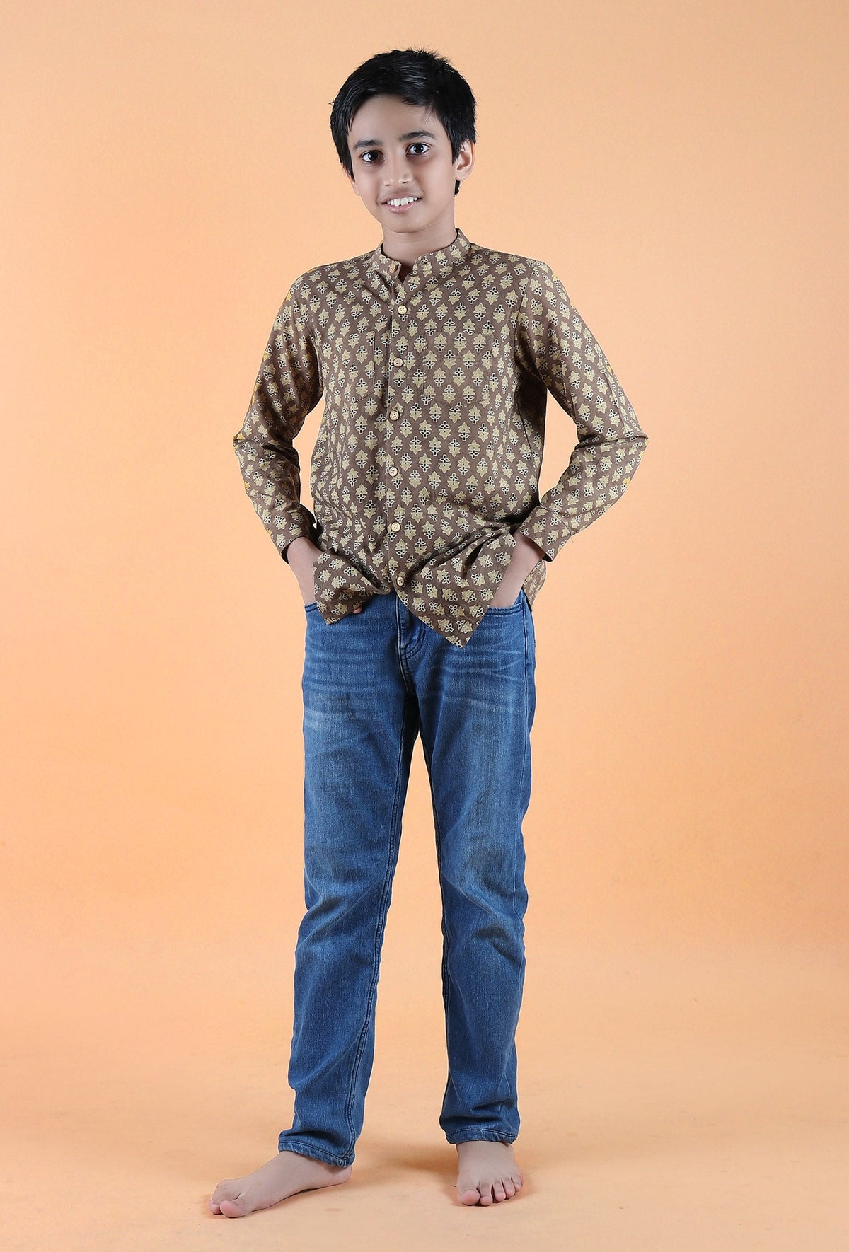 Abe Khaki Ajrakh Print Cotton Super Short Kurta サイズ 7〜8歳