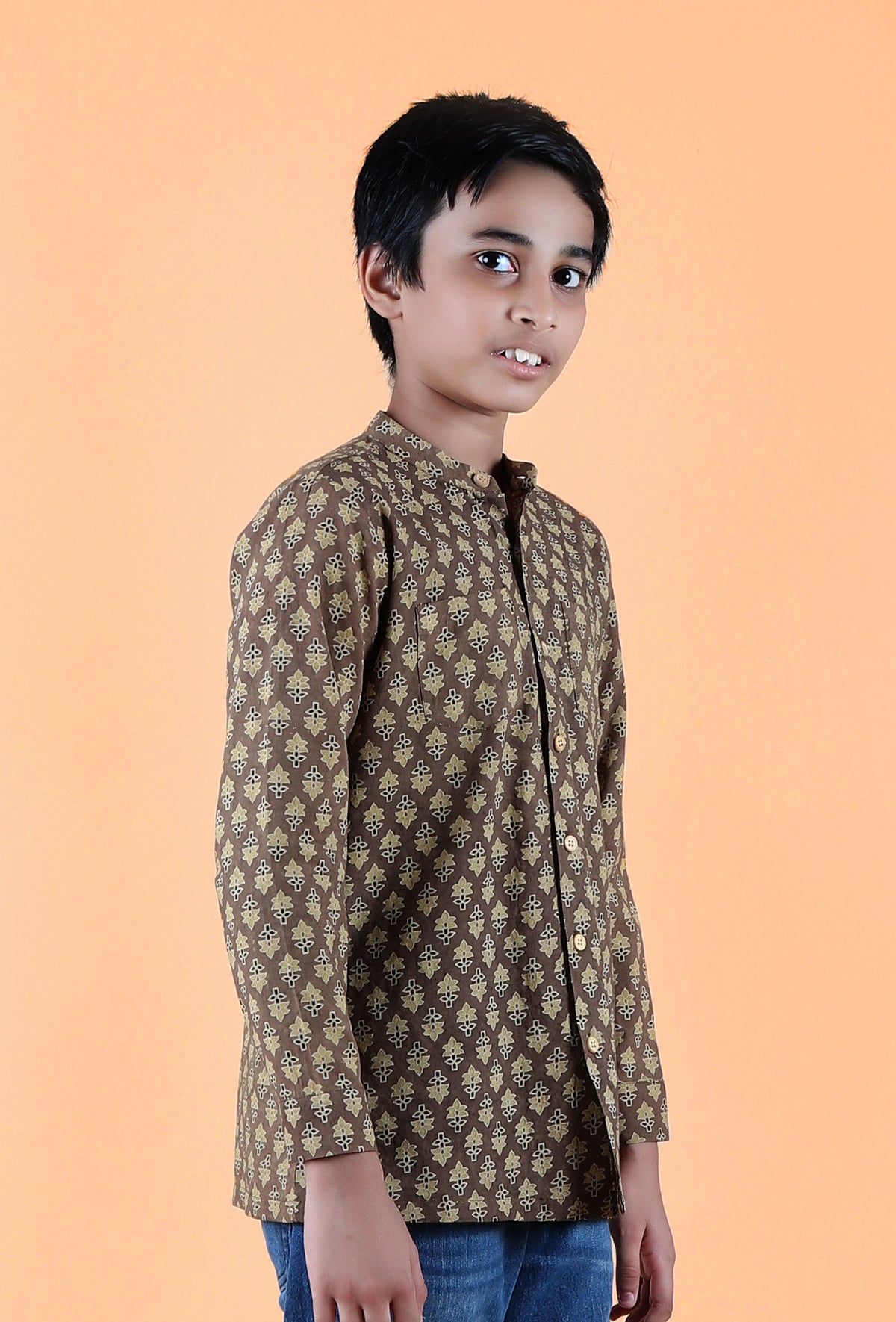 Abe Khaki Ajrakh Print Cotton Super Short Kurta サイズ 7〜8歳