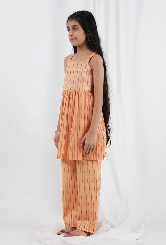 Set of 2: Orange Ikat Cotton Kurta & Pants サイズ 9〜10歳