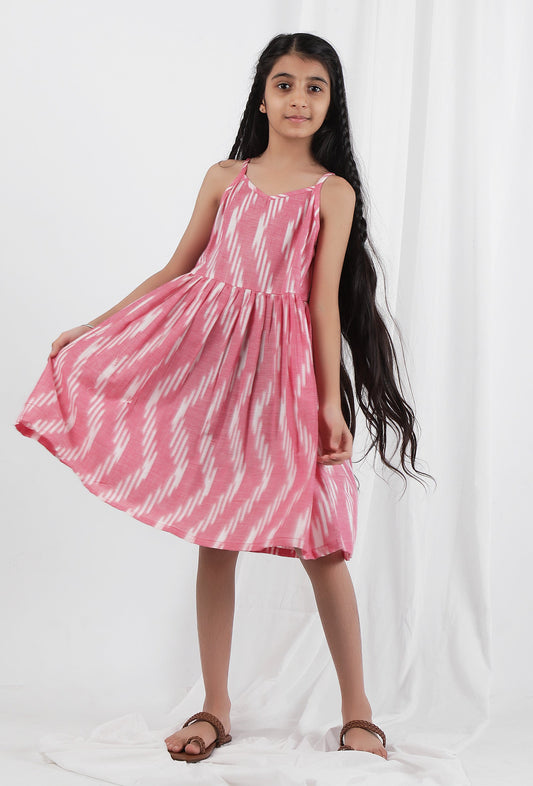 Pink Ikat Cotton Dress サイズ 6〜7歳