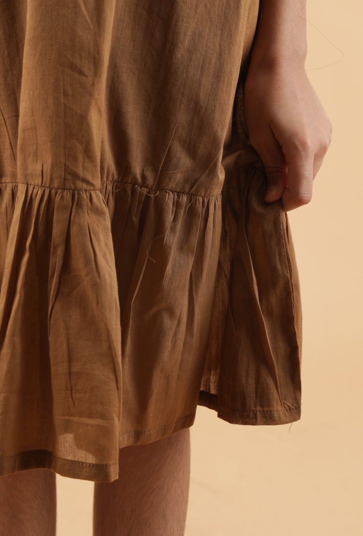 Tan Brown Mulmul Dress サイズ 9〜10歳